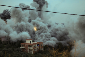 Israel Bombs 4 Syria-Lebanon Crossings; 2 Killed in South