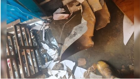 LPG Explodes During Delhi Fire Operation, 13 Injured LPG Explodes During Delhi Fire Operation, 13 Injured