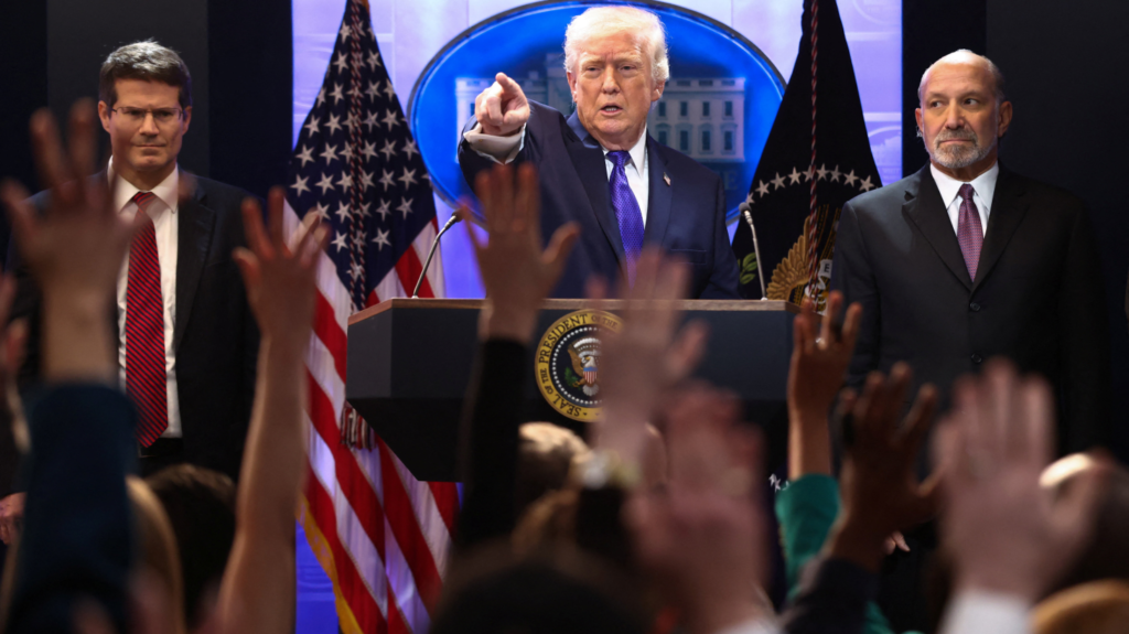 Trump Hikes Global Tariff to 15% After Court Defeat