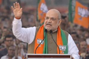 Amit Shah Calls for ‘Parivartan’ in Bengal Union Home Minister Amit Shah speaking at a public rally in West Bengal, addressing supporters and calling for political change in the state.